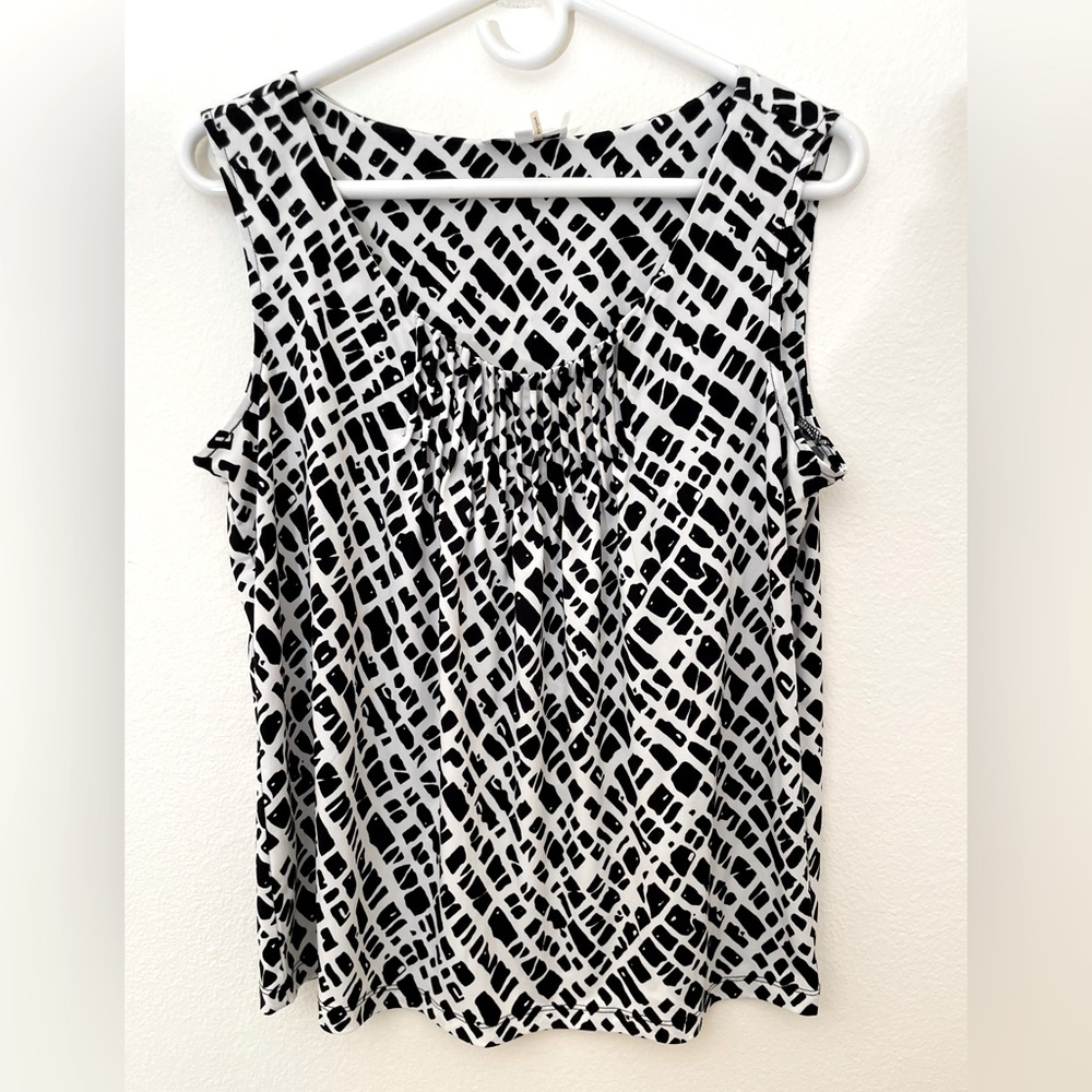 Calvin Klein Sleeveless Blouse Size Large